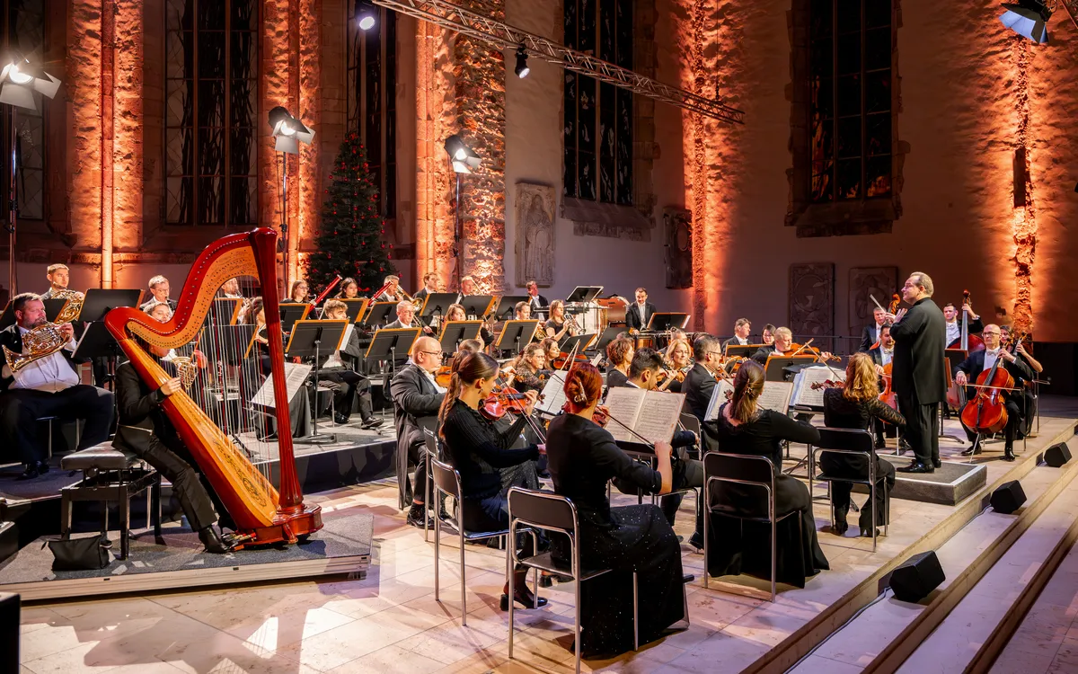 Philharmonisches Orchester Győr beim Neujahrskonzert in Dresden