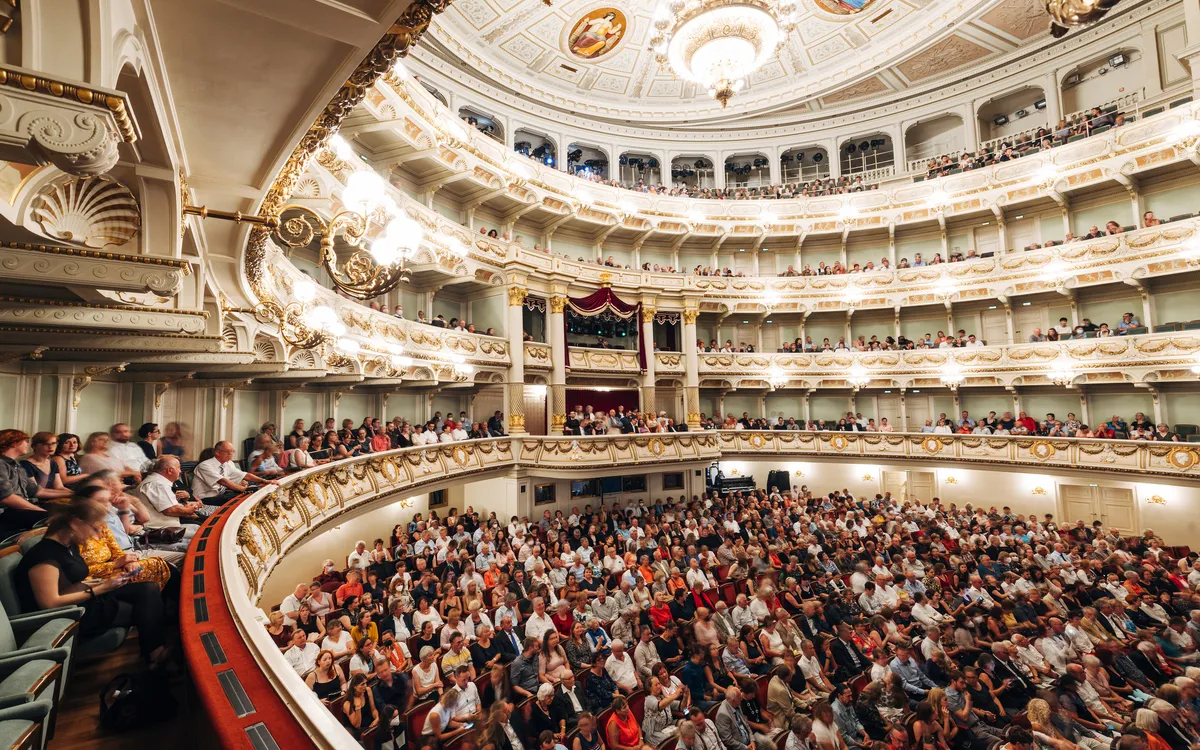 Innenansicht der Semperoper Dresden – Kultur- und Musikreise