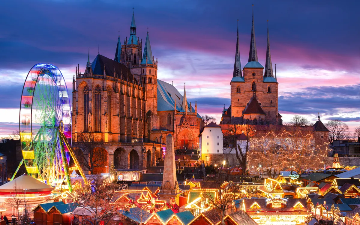 Erfurter Weihnachtsmarkt vor Dom und Severikirche
