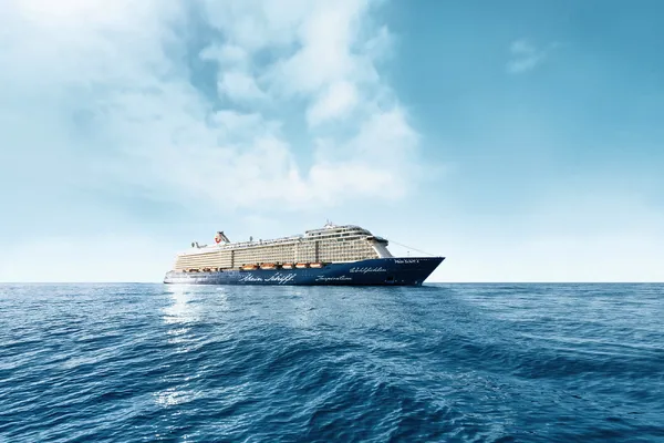 MEIN SCHIFF 4