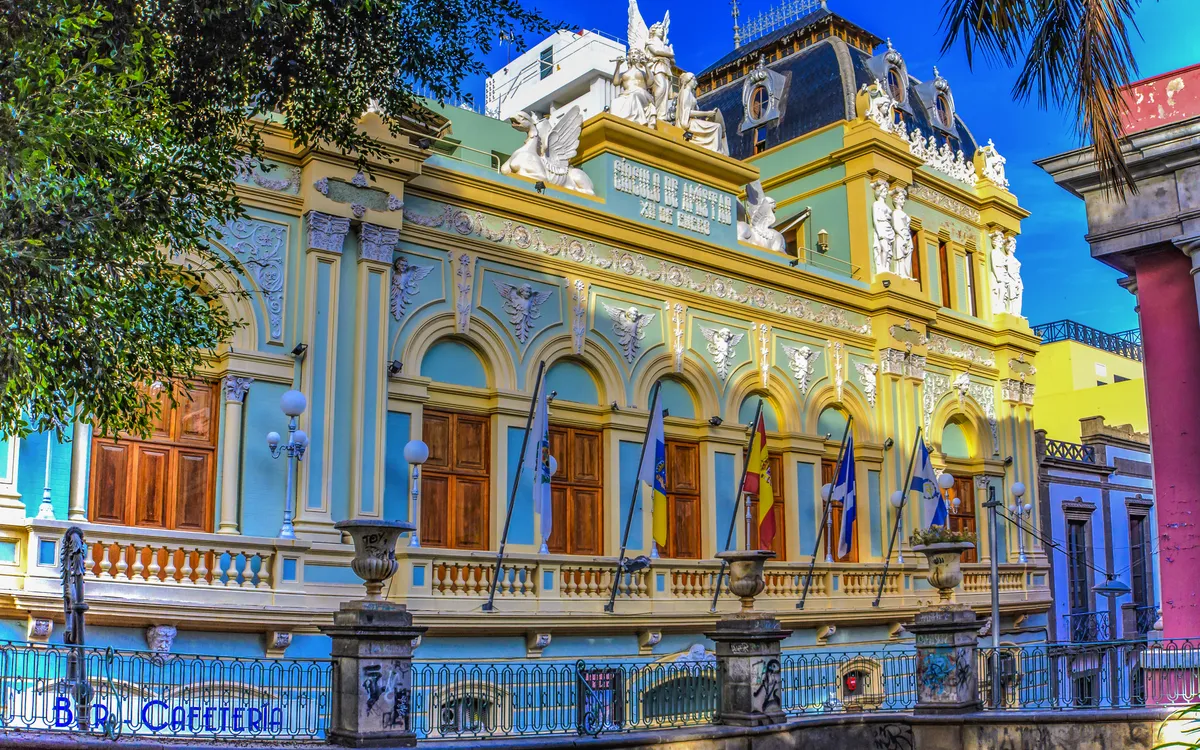 Historisches Gebäude in Santa Cruz de Tenerife auf den Kanarischen Inseln, Spanien.