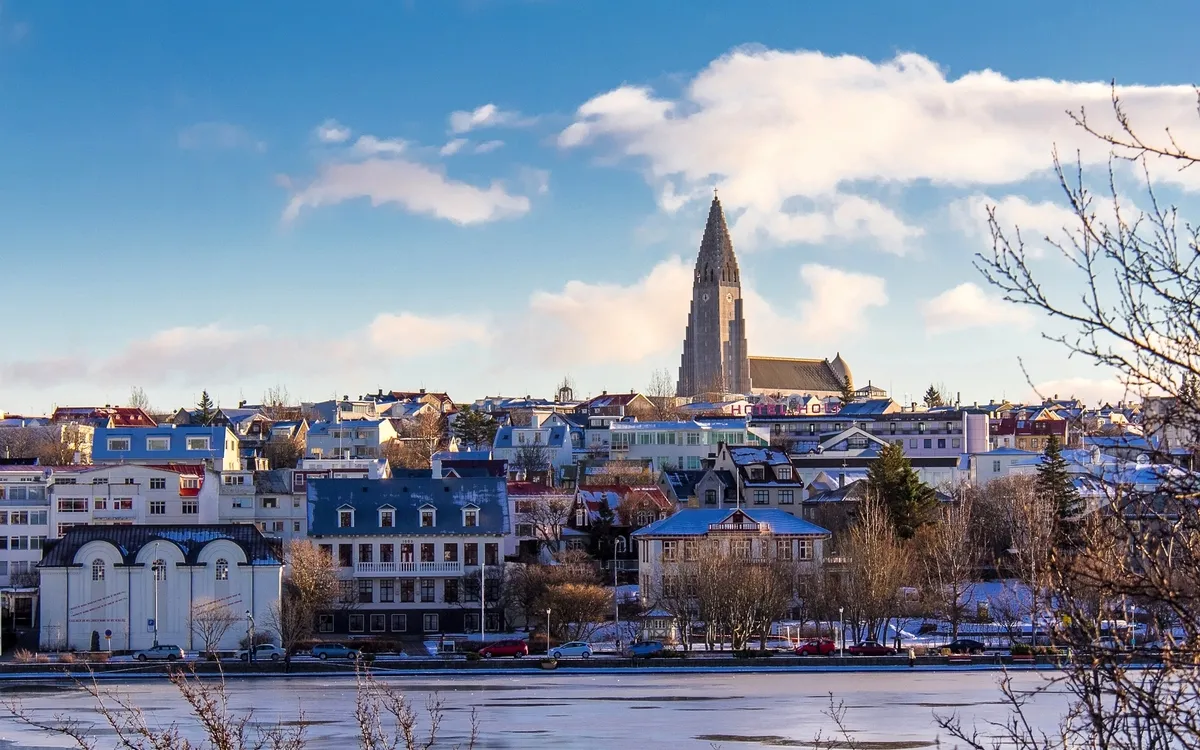Stadtansicht von Reykjavik im Winter