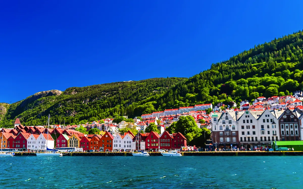 Bunte Häuser im historischen Viertel Bryggen in Bergen