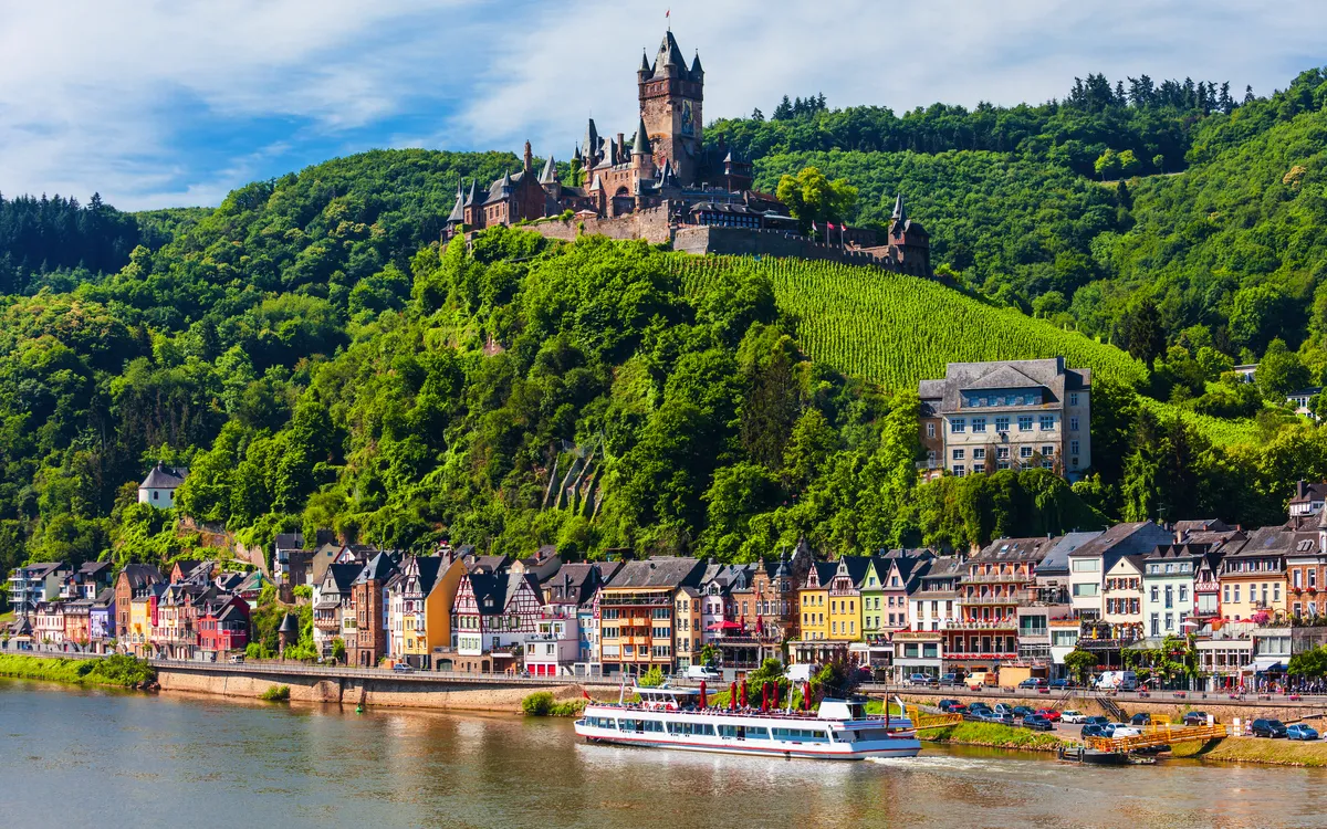 Reichsburg Cochem über der Mosel – Deutschlandsreise mit Frankenland Reisenn