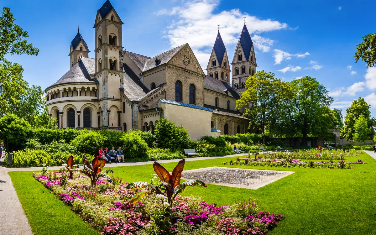 Basilika St. Kastor in Koblenz – historische Sehenswürdigkeit nahe dem Deutschen Eck am Rhein