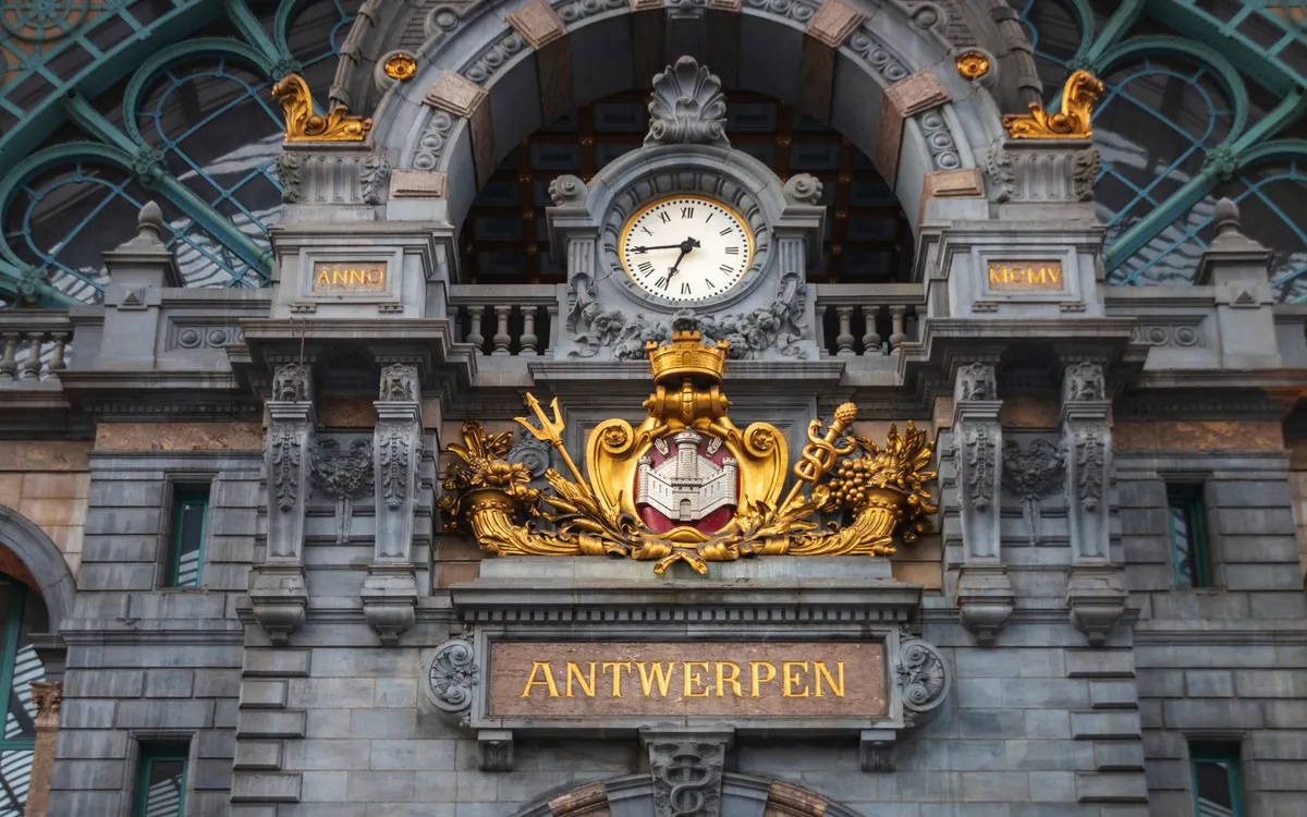 Historischer Hauptbahnhof Antwerpen – Gruppenreise in Belgien mit Frankenland Reisen