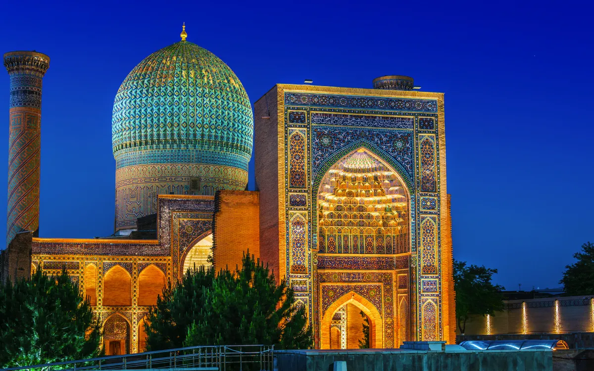 Gur-Emir-Mausoleum in Samarkand – Höhepunkt einer Flugreise durch Usbekistan mit Frankenland Reisen
