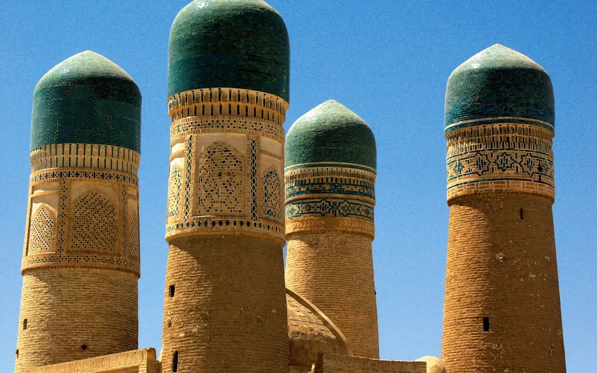 Chor Minor in Buchara – Flugreise für Senioren durch Usbekistan mit Frankenland Reisen