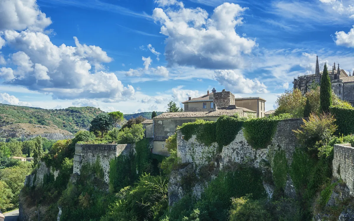 Viviers in der Ardèche – Flusskreuzfahrt durch Frankreich mit Haustürholung